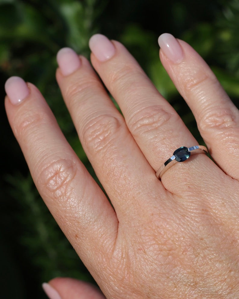 Australian Parti Sapphire Ring in Silver, size P or 7.75, 2.7g
