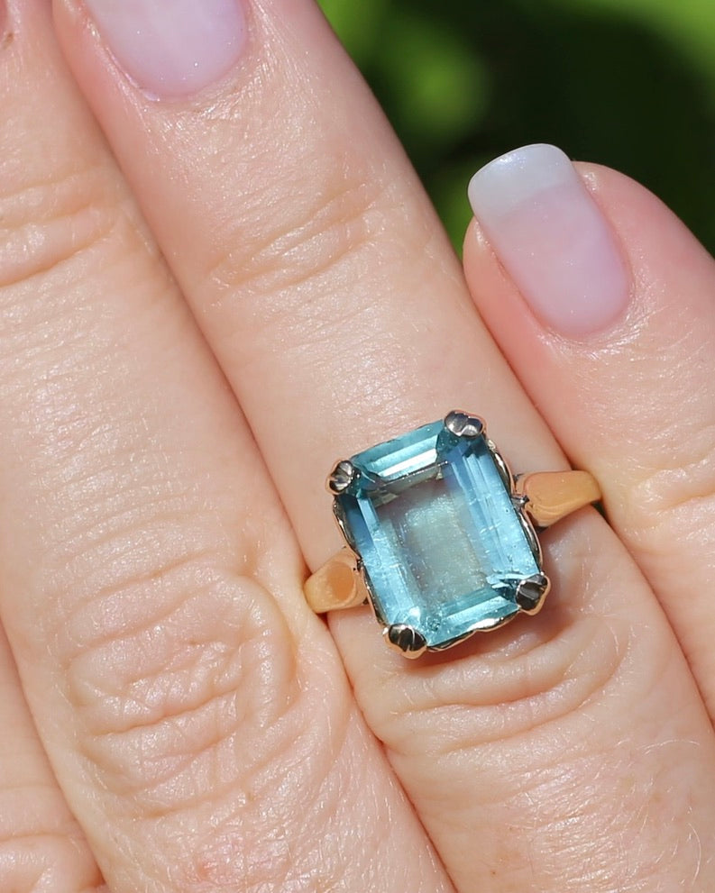 Second Glance - Natural 4.3ct Emerald Cut Aquamarine in Vintage 1963 London Made Ring, 9ct Yellow Gold, size K1/2 or 5.5, 3.04g