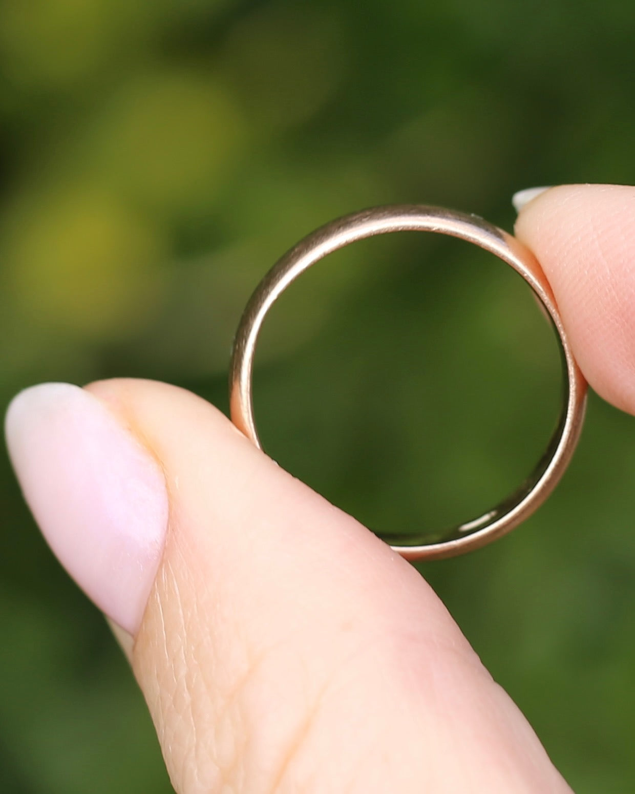 Vintage Rosey Gold Half Round Chunky Wedder, 9ct Old Rosey Gold, size 9 or R1/2 (fits more like a Q1/2-R due to width)