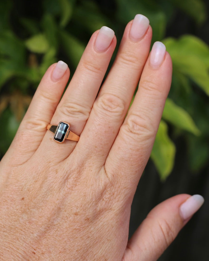 Bezel Set Bi-colour Tourmaline in Rose Gold, 9ct Rose Gold, size P or 7.75, 4.35g