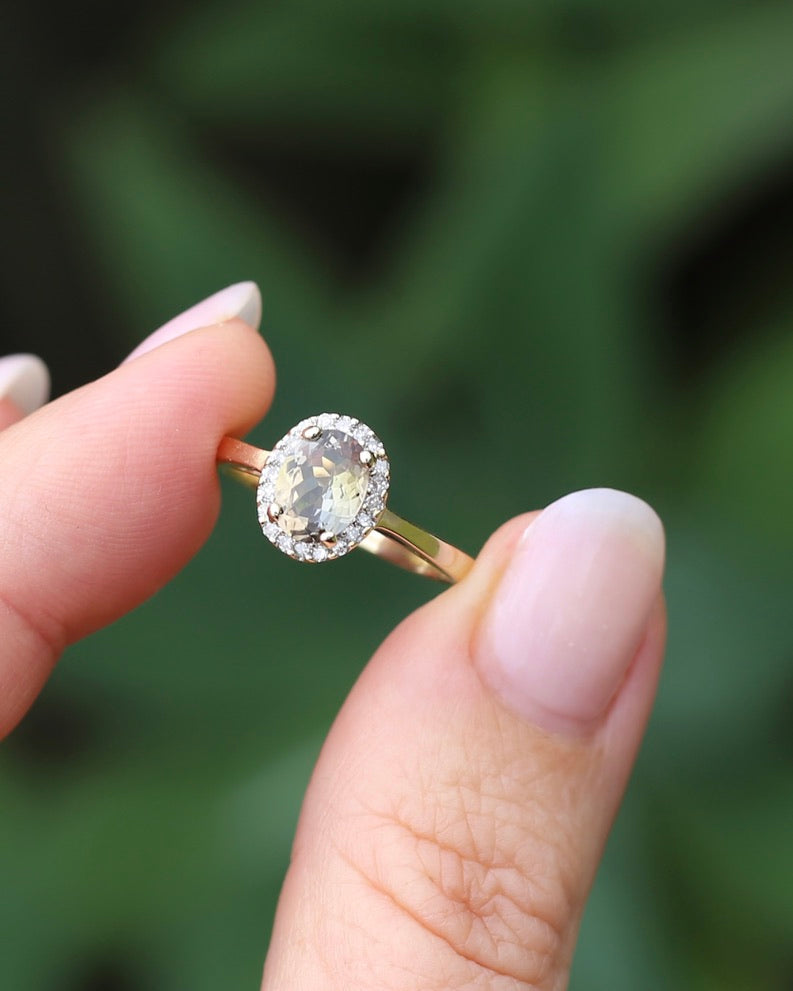 1.2ct Unheated Natural Golden Tanzanite in Diamond Halo, 10ct Yellow Gold, size O1/2 or just over 7.25, 3.0g