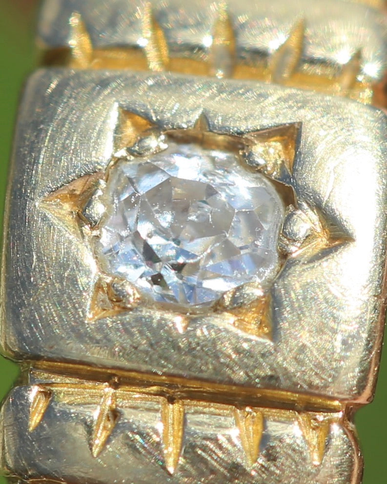 Antique 1898 Old Cut Diamond Star Set Carved Ring, 18ct Yellow Gold, size M1/2 or just under 6.5, 2.74g