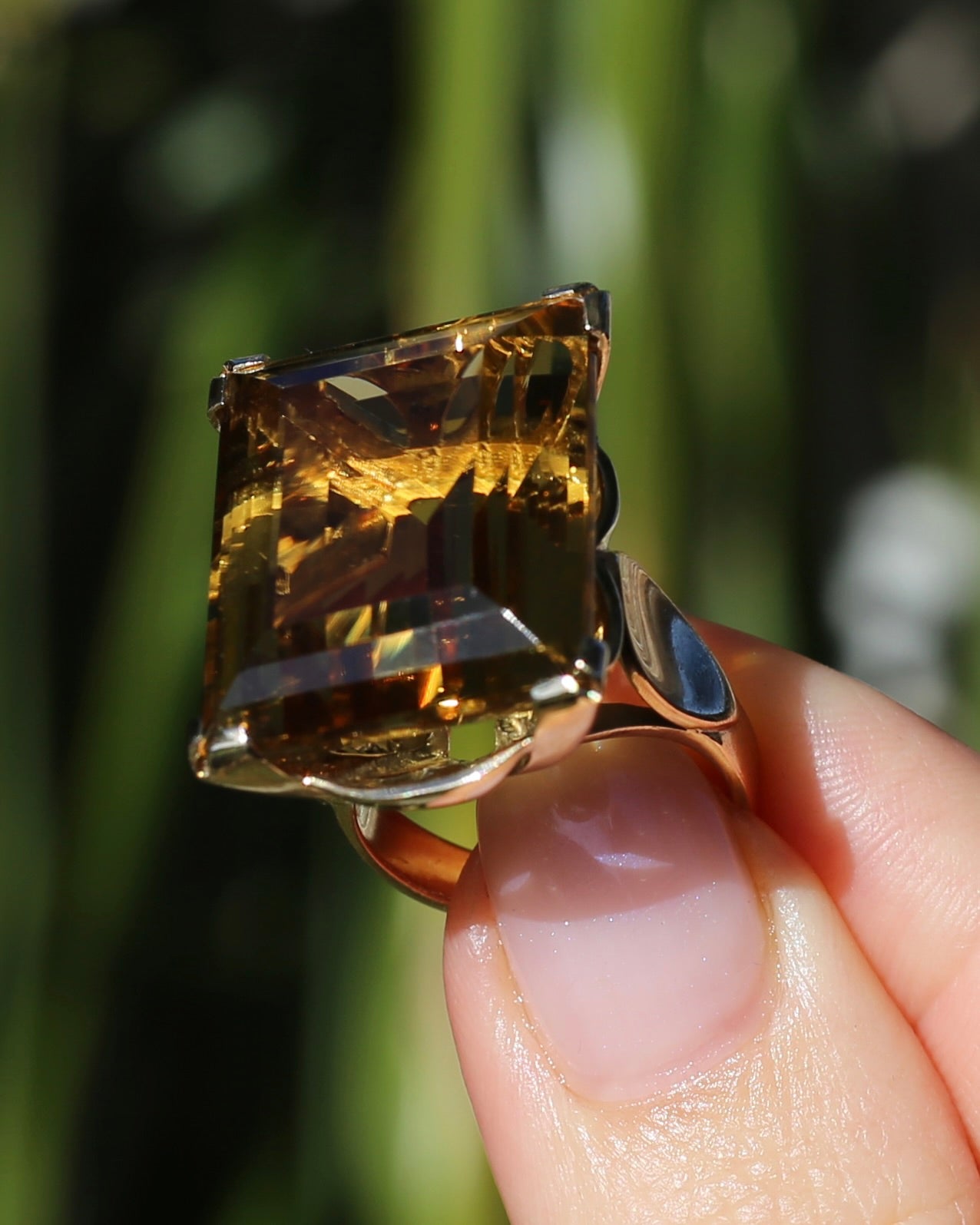 35ct Rectangular Step Cut Vivid Citrine in Chunky Vintage 9ct Yellow Gold Ring, size N1/2 or 7, 15.12g