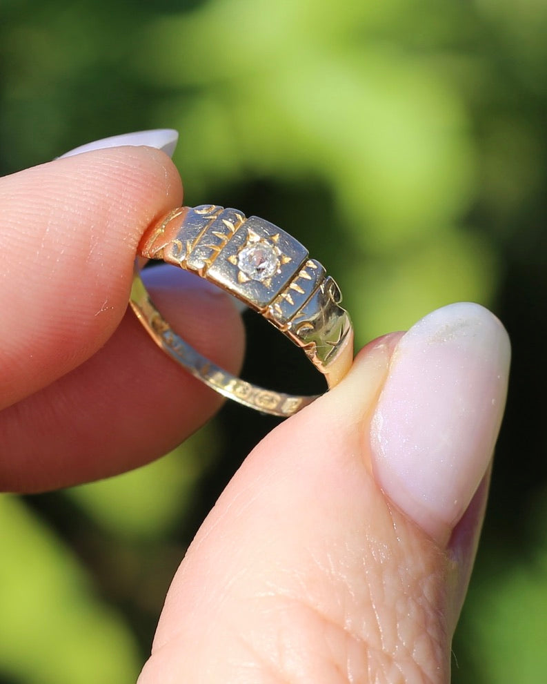 Antique 1898 Old Cut Diamond Star Set Carved Ring, 18ct Yellow Gold, size M1/2 or just under 6.5, 2.74g