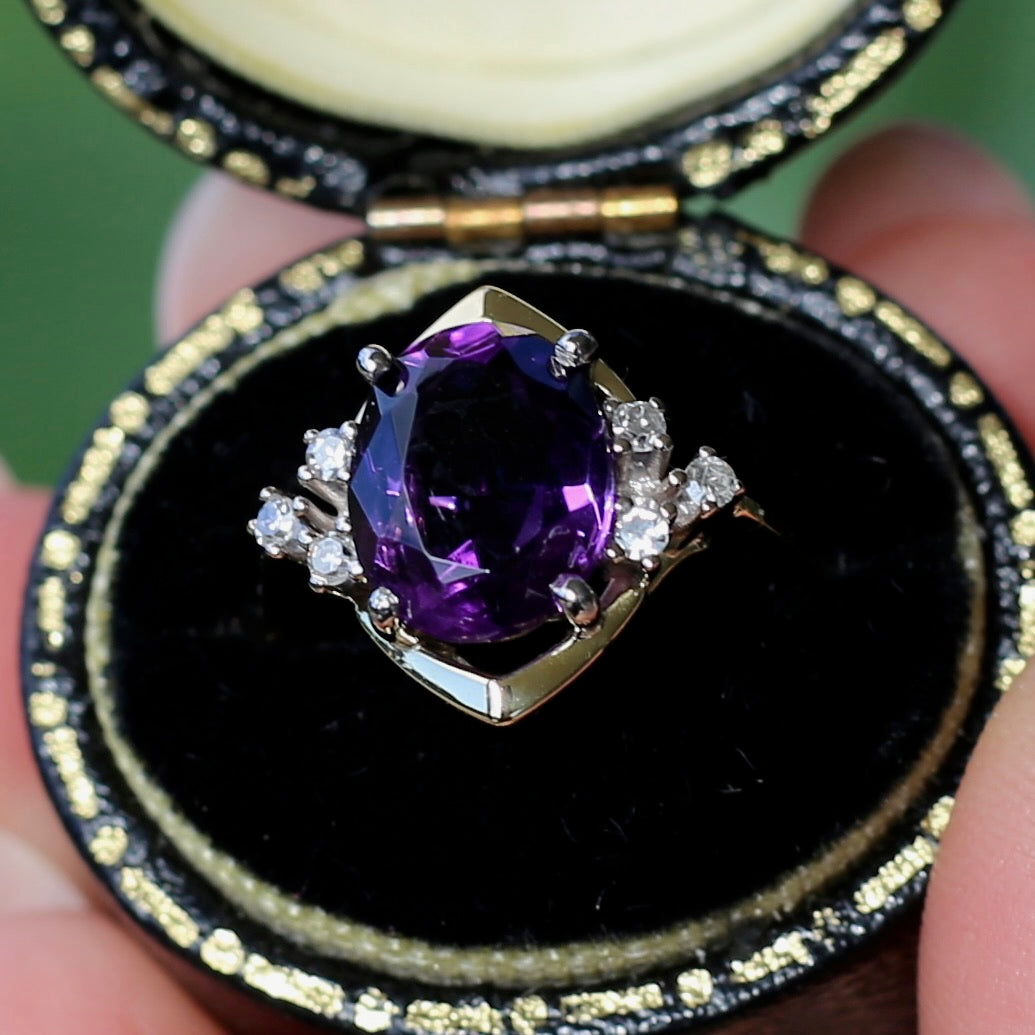 Vintique Oval Amethyst and Diamond Ring, 18ct Yellow Gold, size K1/2 or 5.5