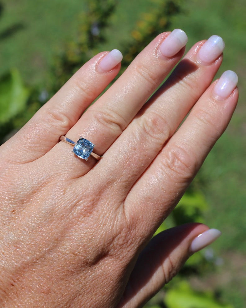 2.35ct Cushion Cut Blue Topaz Ring, Sterling Silver, size O1/2 or 7.25, 2.35g