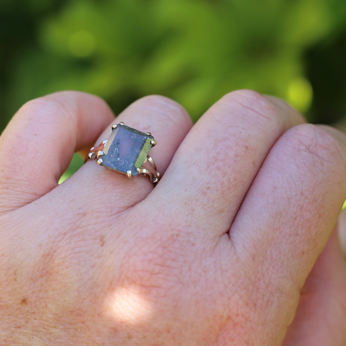 4.95ct Emerald Cut Moss Agate Ring with Fabulous Double Claws, 9ct Older Rosey Gold, size N1/2 or 6.75