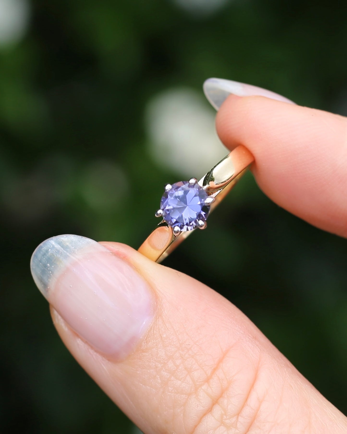 Hand Carved Australian Iolite Solitaire Ring, 9ct White and Yellow Gold, size S1/2 or 9.25, 3.03g
