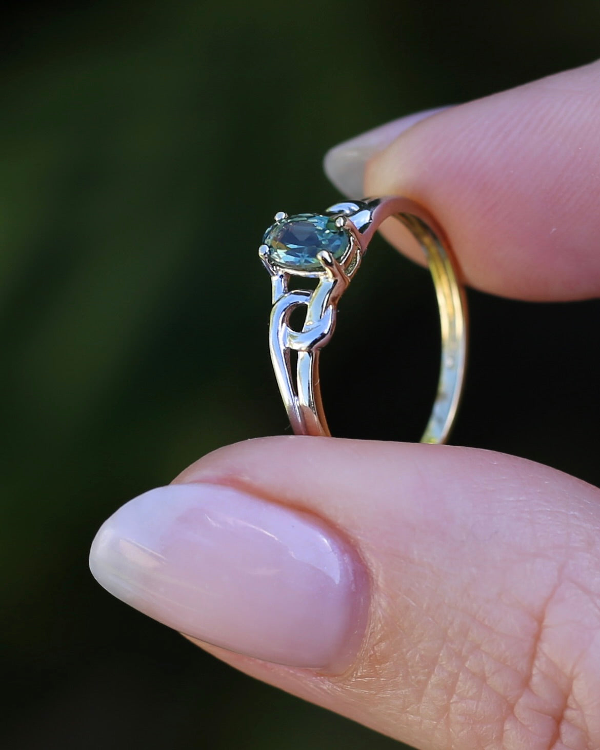 0.65ct Sage Green Parti Australian Sapphire, 9ct Yellow and White Gold, size O or 7.25, 1.30g
