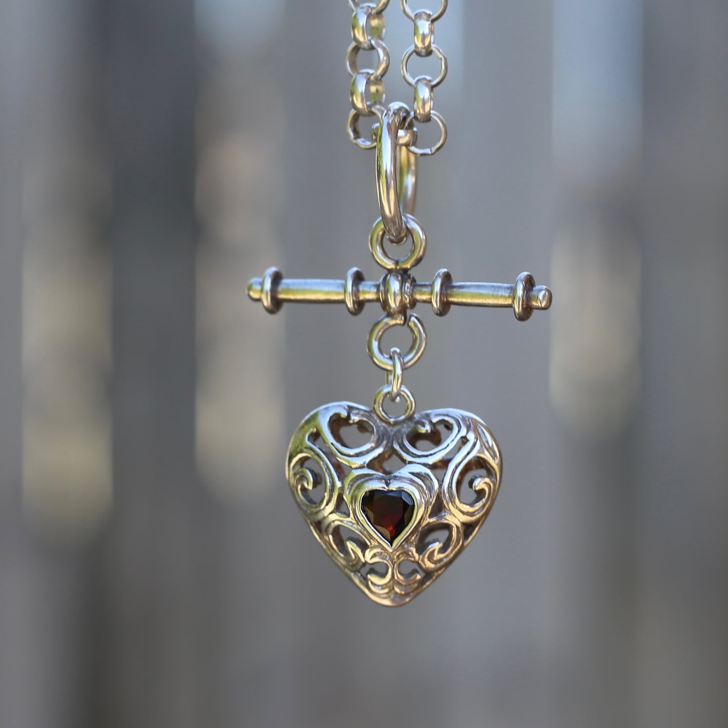 Vintage Filigree Heart Fob with Garnet stone and T-bar, 9.48g