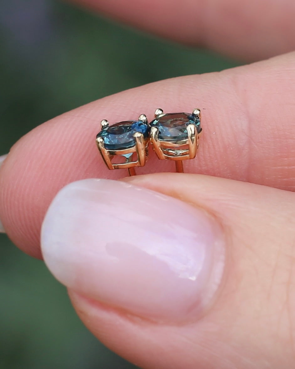 1.2ct Parti Sapphire Studs, 9ct Yellow Gold, 0.76g