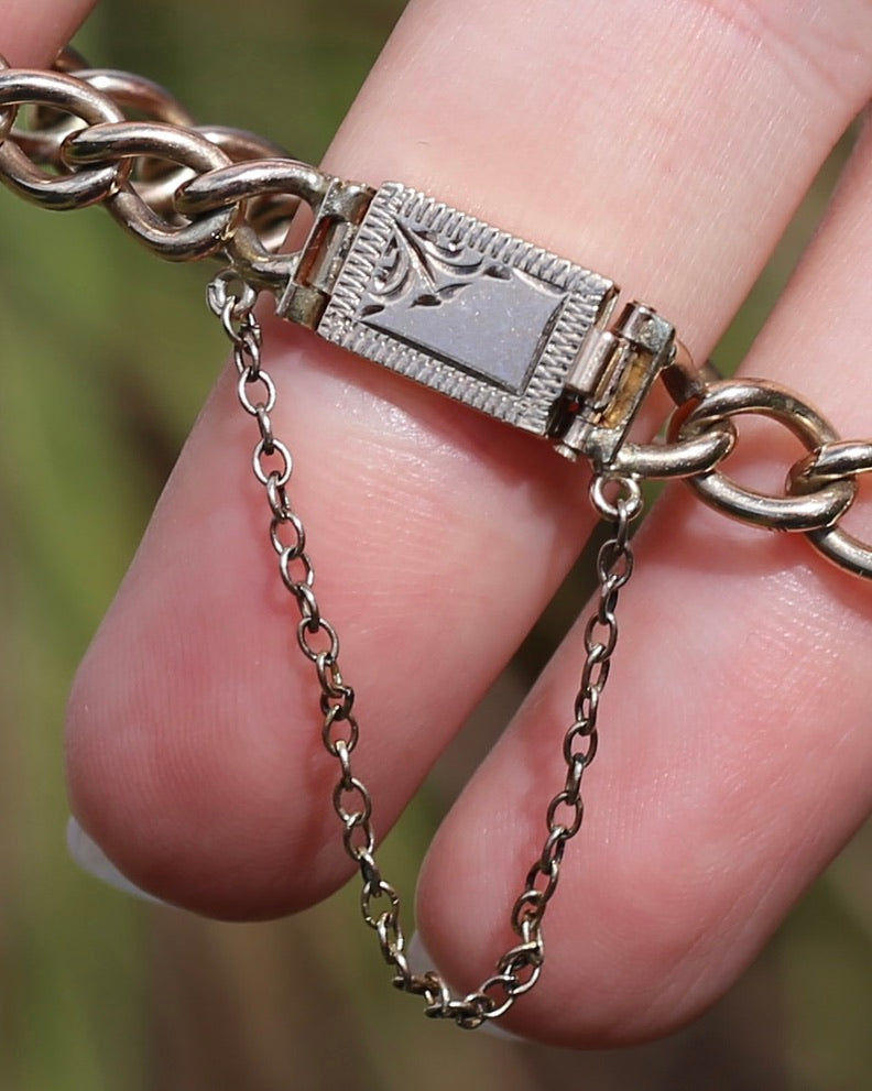 Vintage Australian Rodd and Co. Curb Bracelet with Safety Chain, 15.3g, 18.5cm or 7.25 inches