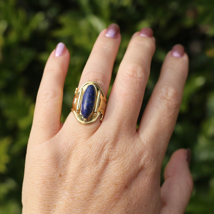 18ct Gold and Lapis Lazuli Cabochon Cuff Ring, size O but sizeable