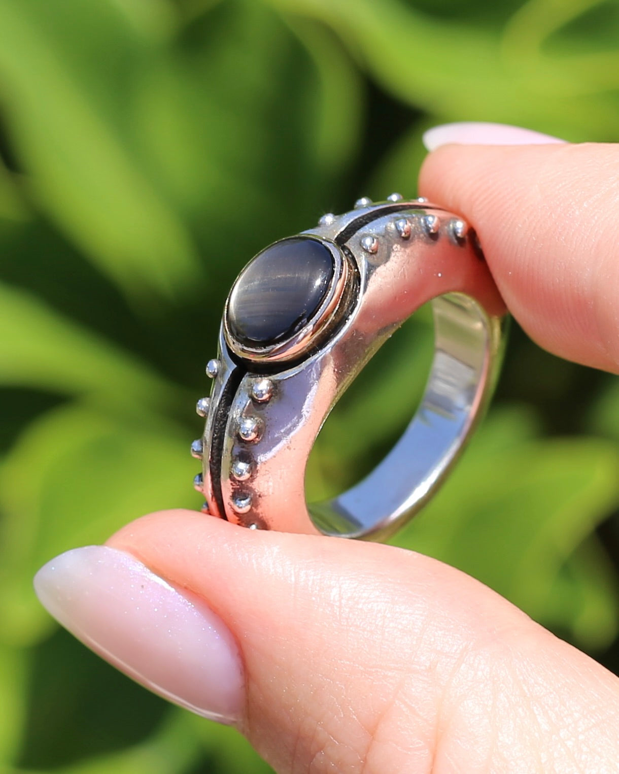 Amazing Chunky Silver and Gold Mized Metal Natural Star Sapphire Ring, size Q or 8 (fits more like a P1/2), 16.13g