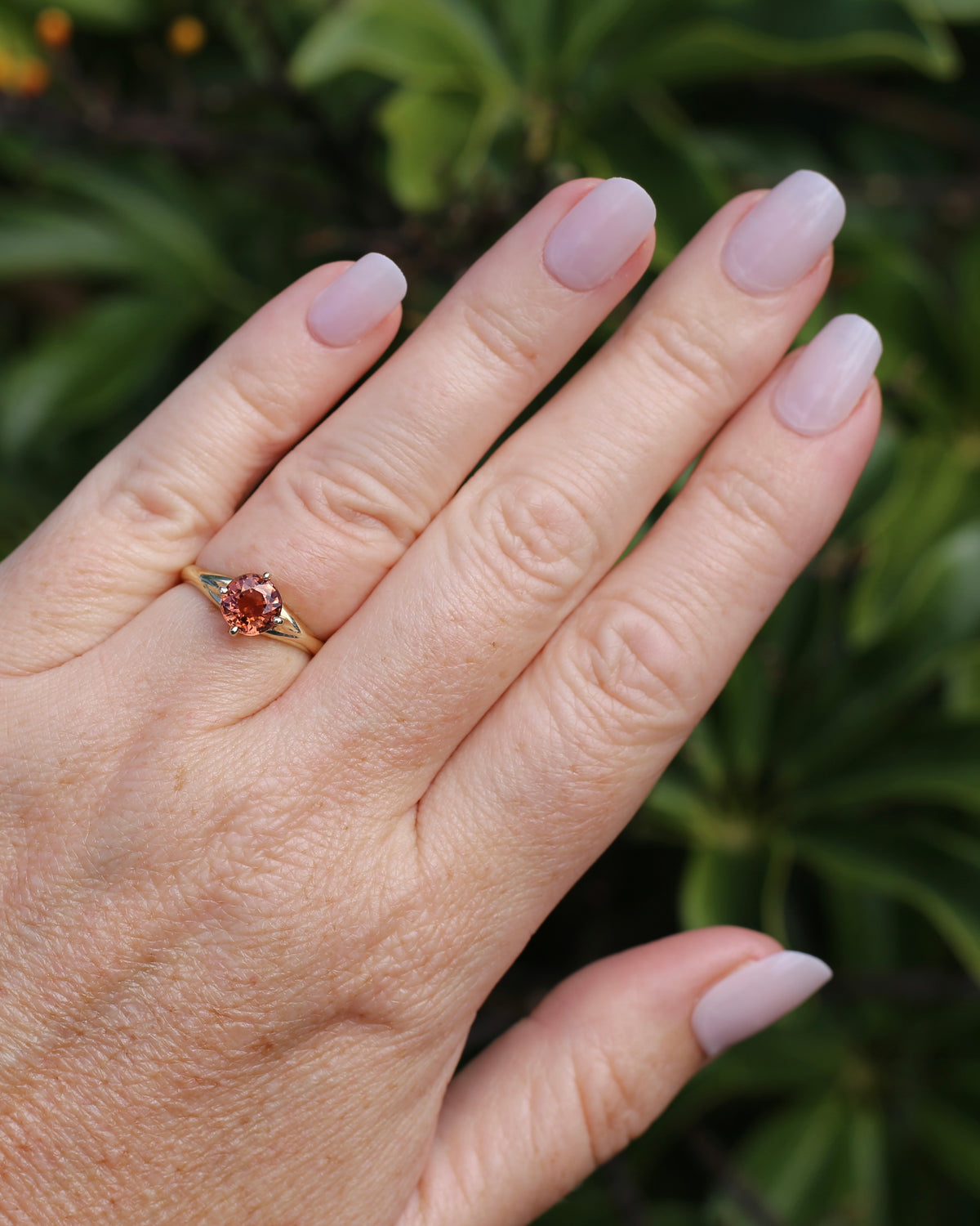 1.4ct Natural Peachy Orange Tourmaline Ring, 9ct Yellow Gold, size N1/2 or 7, 1.51g