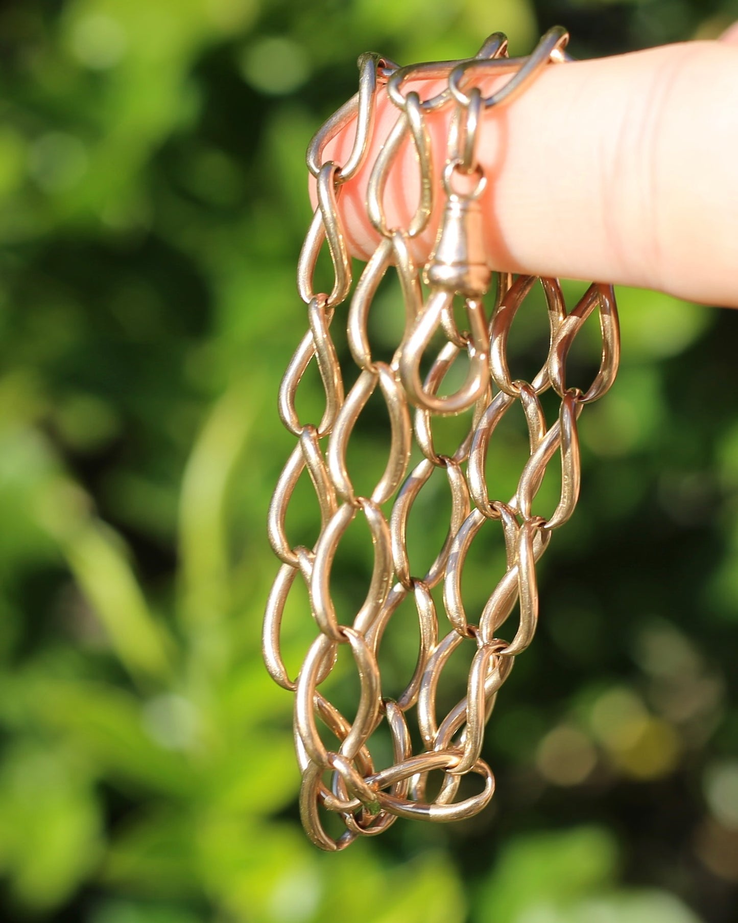 Old Rosey Gold Wide Oval Hallmark Linked Chain with Single Albert Clasp, 20.25g, 16 Inches or 41cm