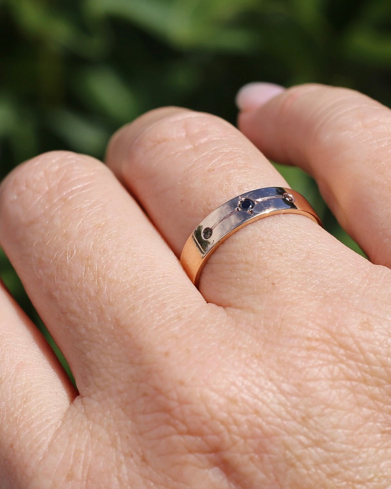 Black and Champagne Set Diamond Band, 9ct Rose Gold, size 8.5 or just over Q1/2 - fits more like a Q or just under 8.25, 3.0g