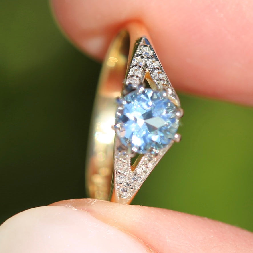 Pristine Early Australian 1930s Dunklings Blue Zircon & Diamond RIng, size L or just over 5.5