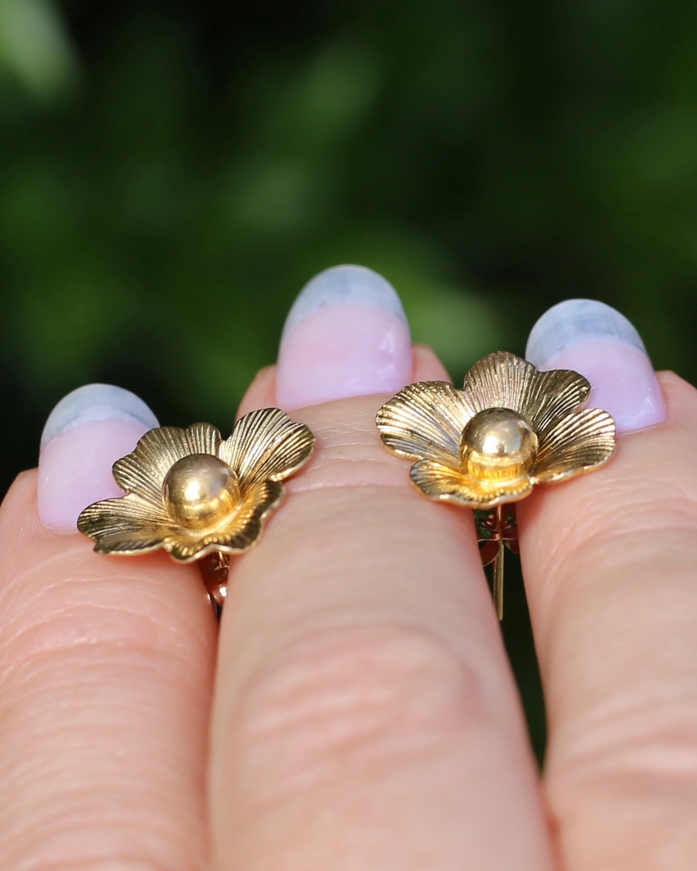 Vintage 1950s Large Floral Earring Studs, 9ct Gold (14K butterflies), Birmingham Made, 3.27g