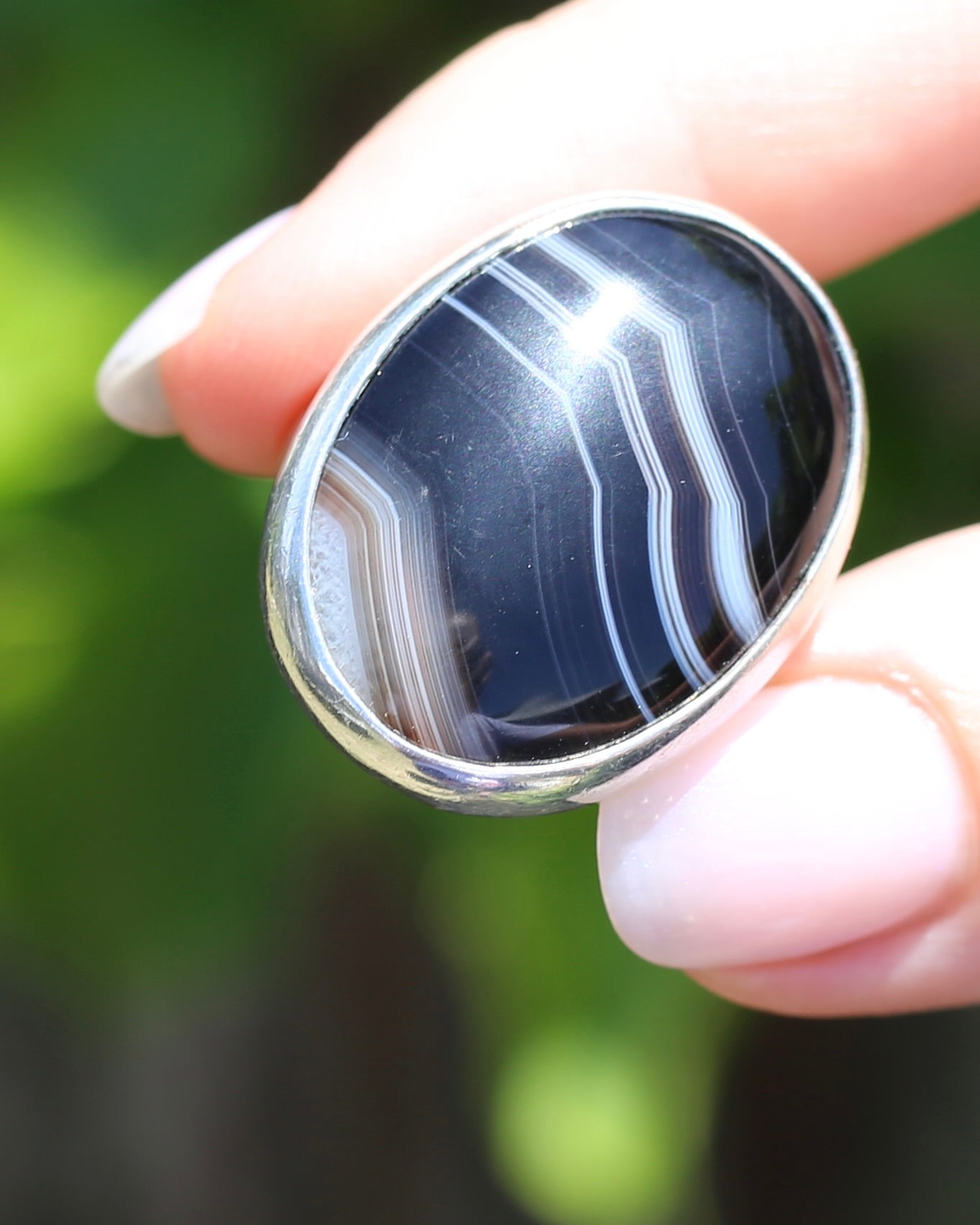 Chunky Bezel Set Natural Banded Agate Ring, Sterling Silver, size R or 8.5 (might feel half a size smaller), 19.7g
