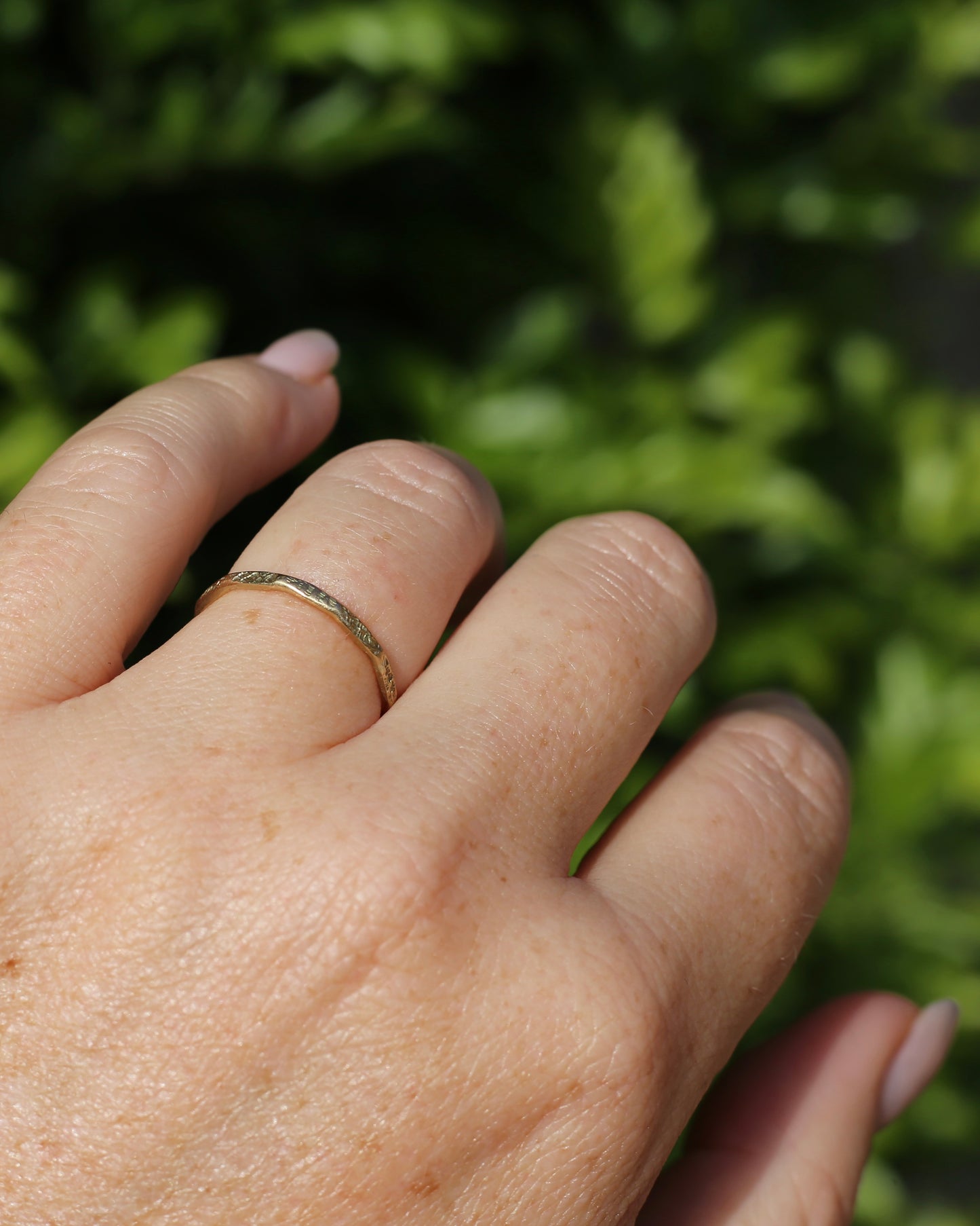 Vintage Rustic Gold Ring, 9ct Yellow Gold, size P or 7.5, 1.1g
