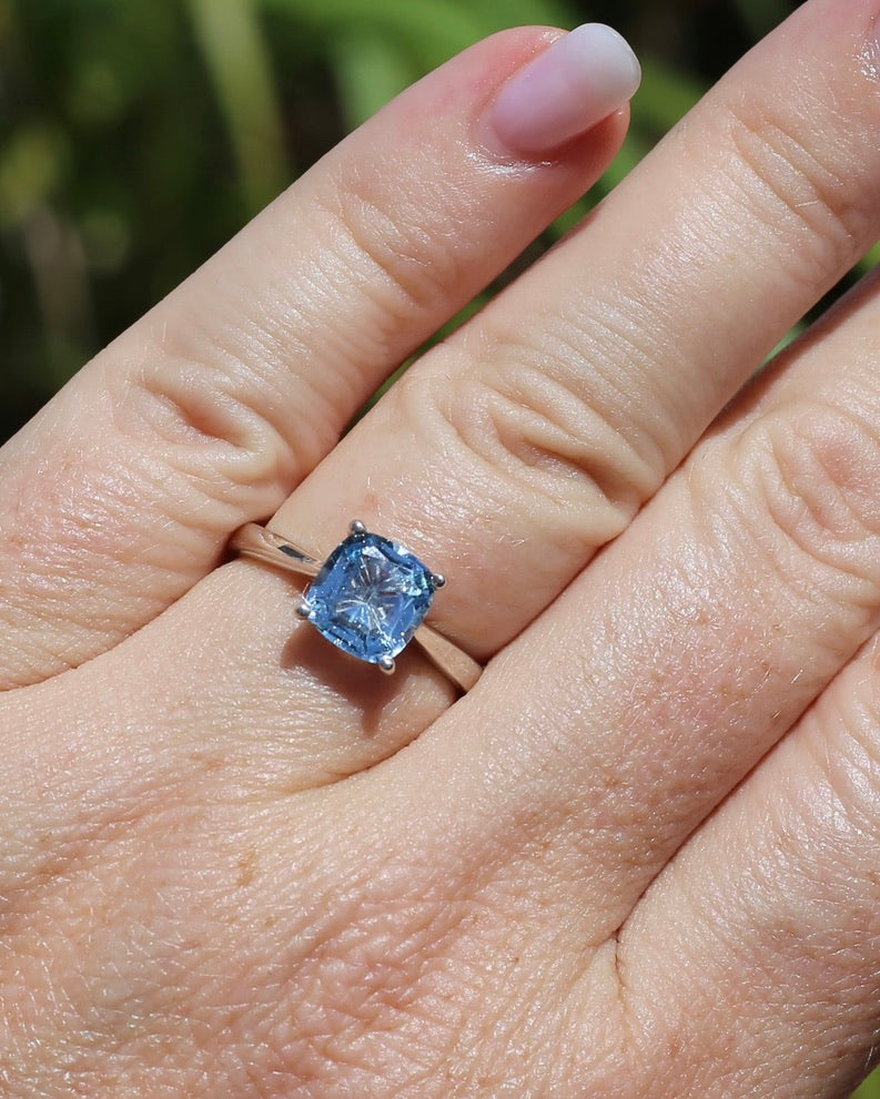 2.35ct Cushion Cut Blue Topaz Ring, Sterling Silver, size O1/2 or 7.25, 2.35g
