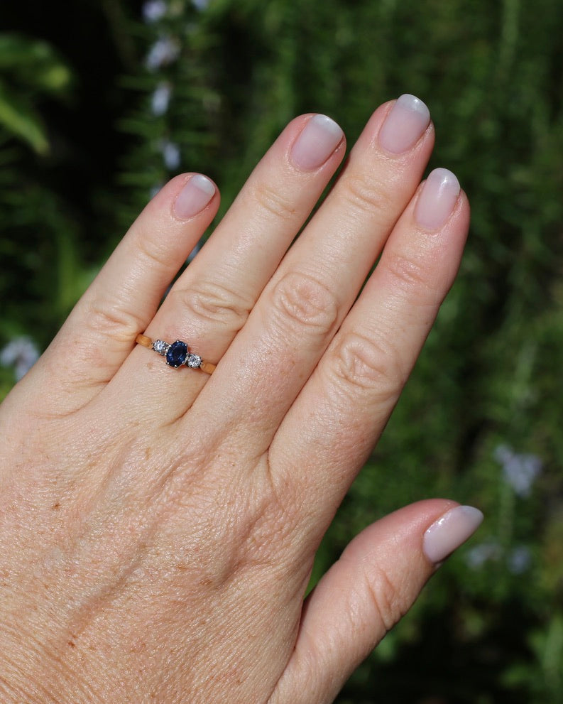 Sapphire and Diamond Trilogy, 9ct Yellow Gold and Palladium, size P or 7.75, 2.32g