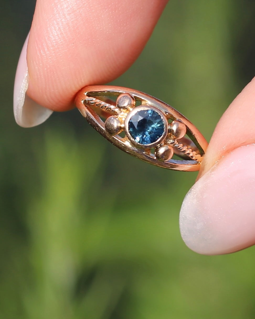 Bezel Set Blue Sapphire in Rose Gold Ring, 9ct Rose Gold, size K or 5.5, 2.30g
