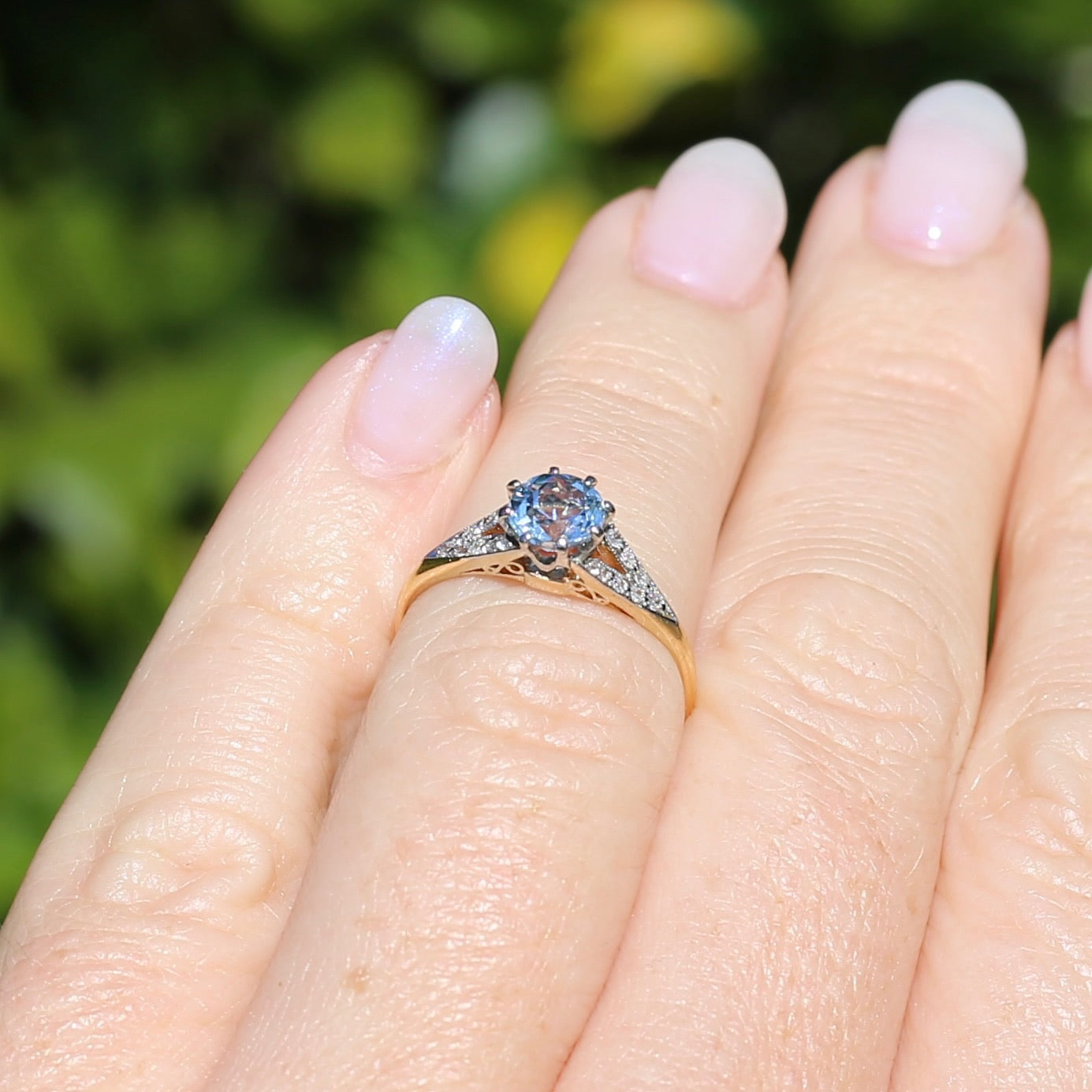 Pristine Early Australian 1930s Dunklings Blue Zircon & Diamond RIng, size L or just over 5.5