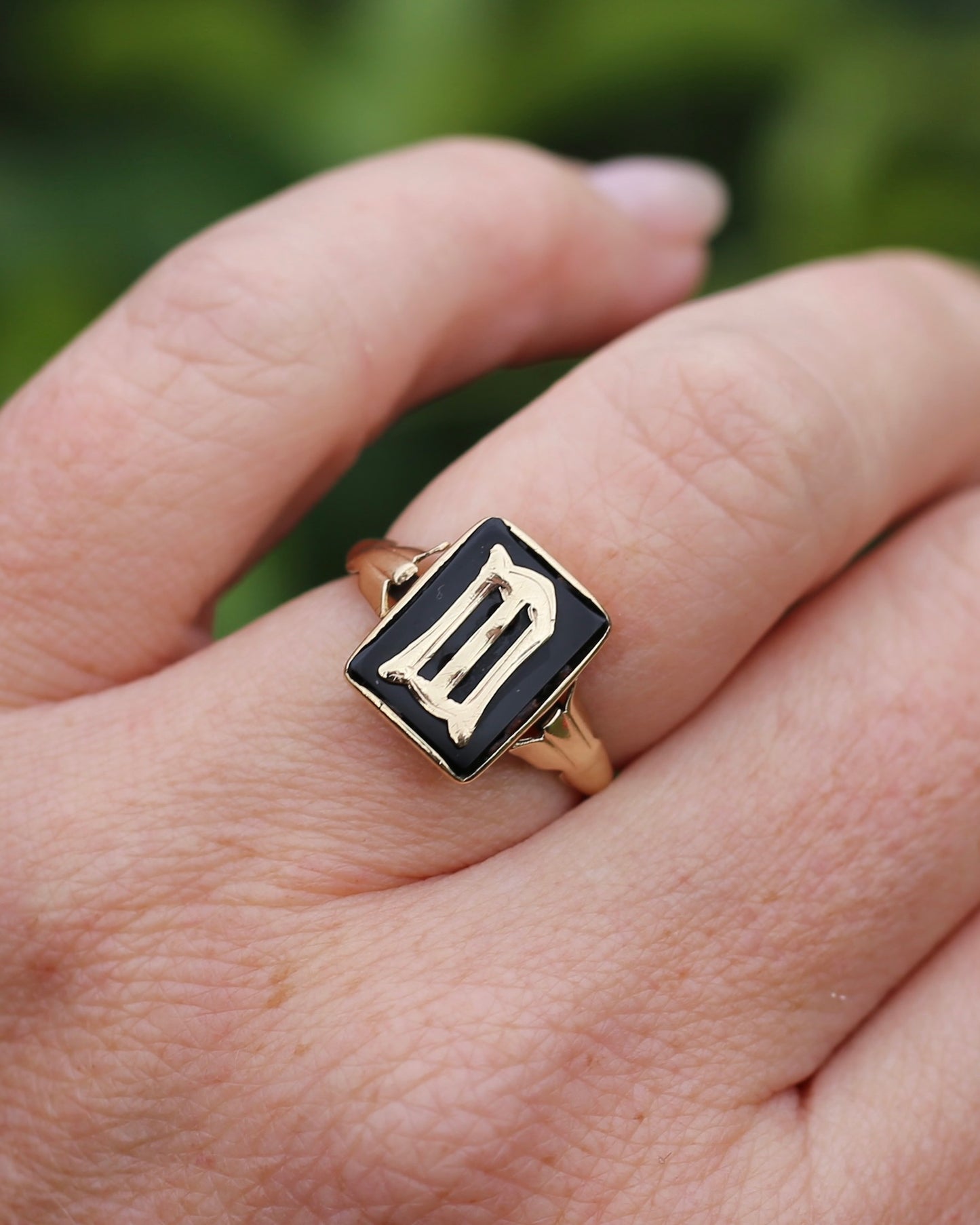 "W/M" Vintage Onyx and 9ct Yellow Gold Signet Ring, 9ct Yellow Gold, size N or 6.75