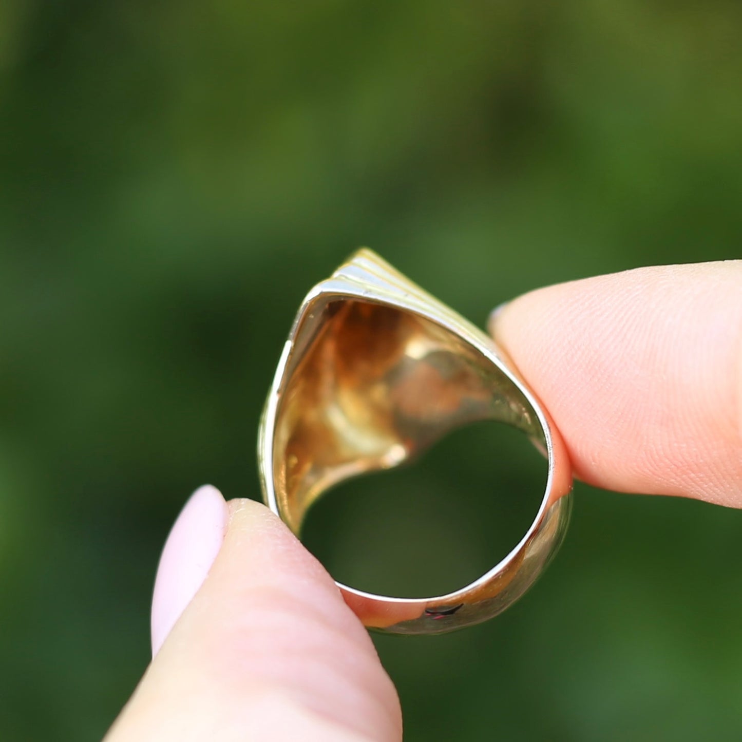 Mid Century Modernist 14ct Gold Sculptured Shell or Fan Ring, size R or 8.5 (maybe fits a bit bigger)