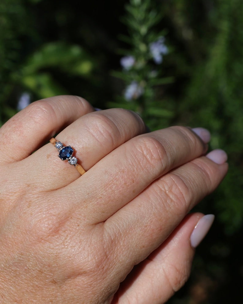 Sapphire and Diamond Trilogy, 9ct Yellow Gold and Palladium, size P or 7.75, 2.32g