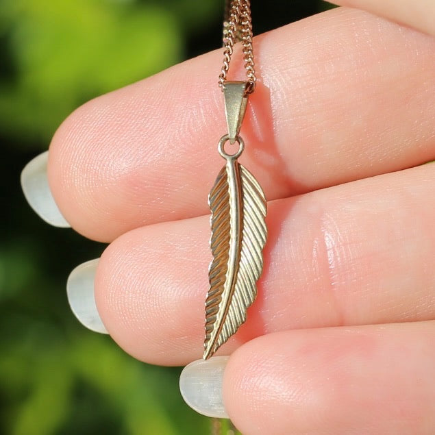 Delicate Gold Feather Pendant, 9ct Yellow Gold, 0.26g