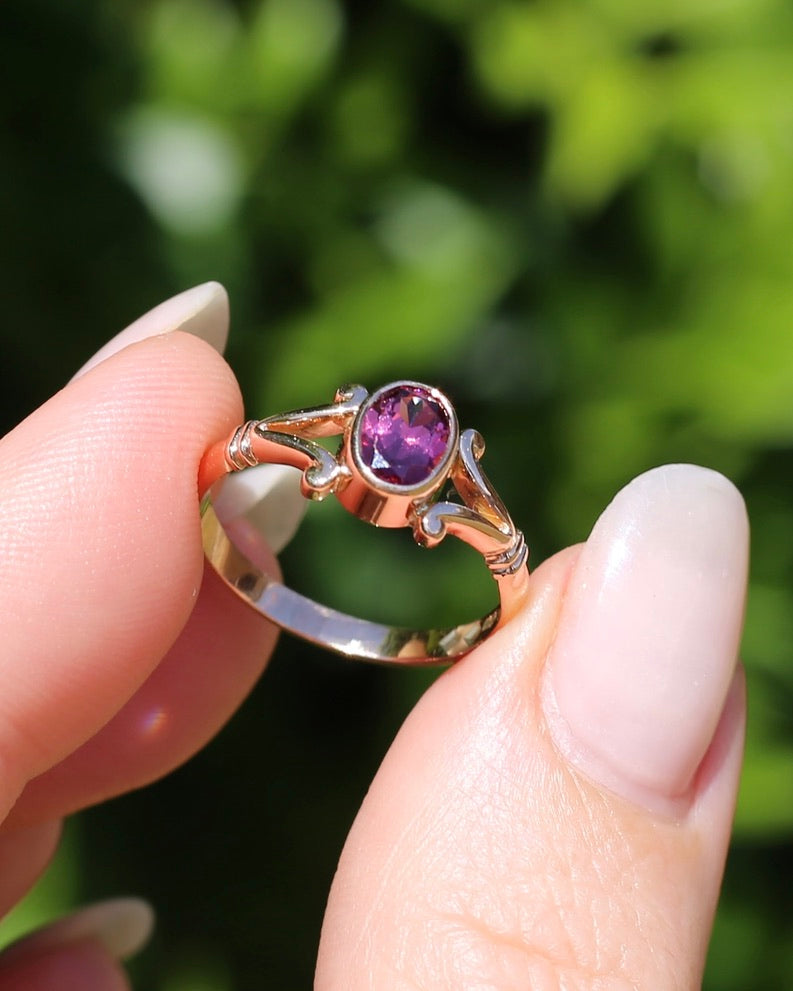 1996 Australian Made Bezel Set Rhodolite Garnet, 9ct Rose Gold, size O or just over 7, 2.60g