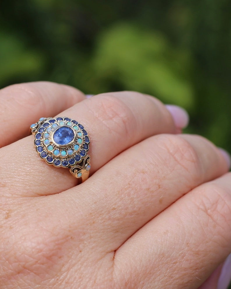 Natural Sapphire and Opal Cluster Ring, 9ct Yellow Gold, size P or 7.5, 4.04g