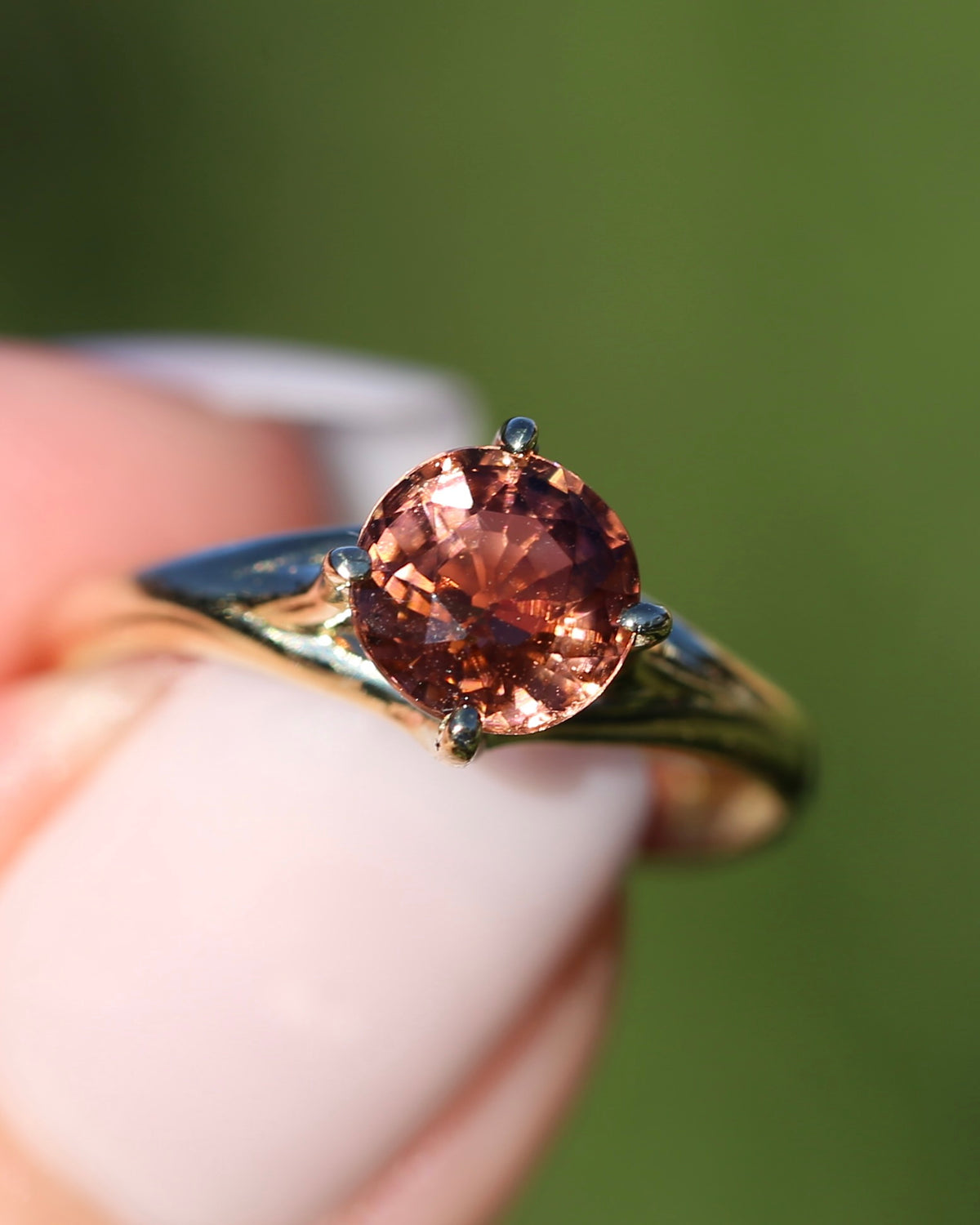 1.4ct Natural Peachy Orange Tourmaline Ring, 9ct Yellow Gold, size N1/2 or 7, 1.51g