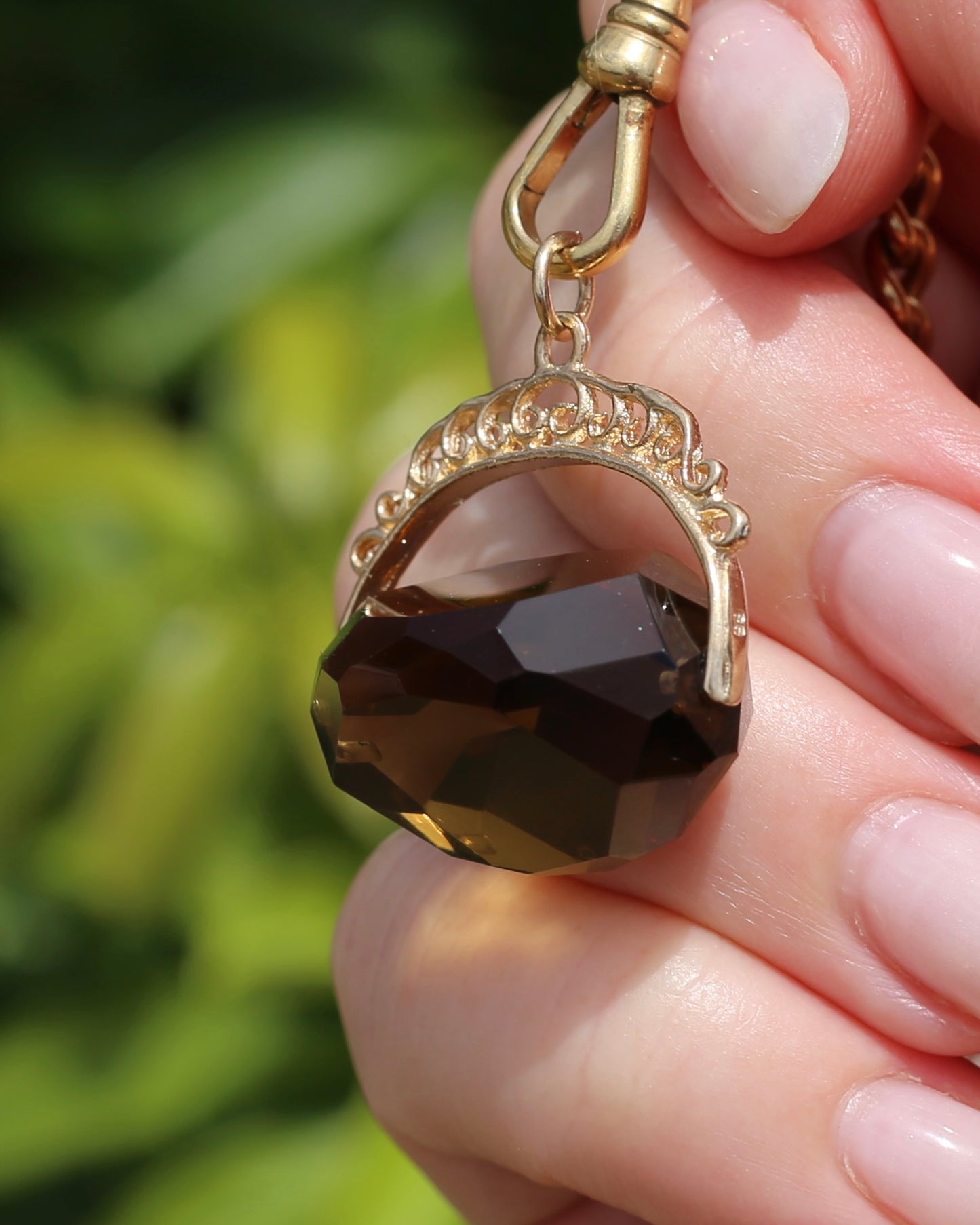 1975 Made Smoky Quartz Spinner Pendant, 9ct Yellow Gold, 8.99g