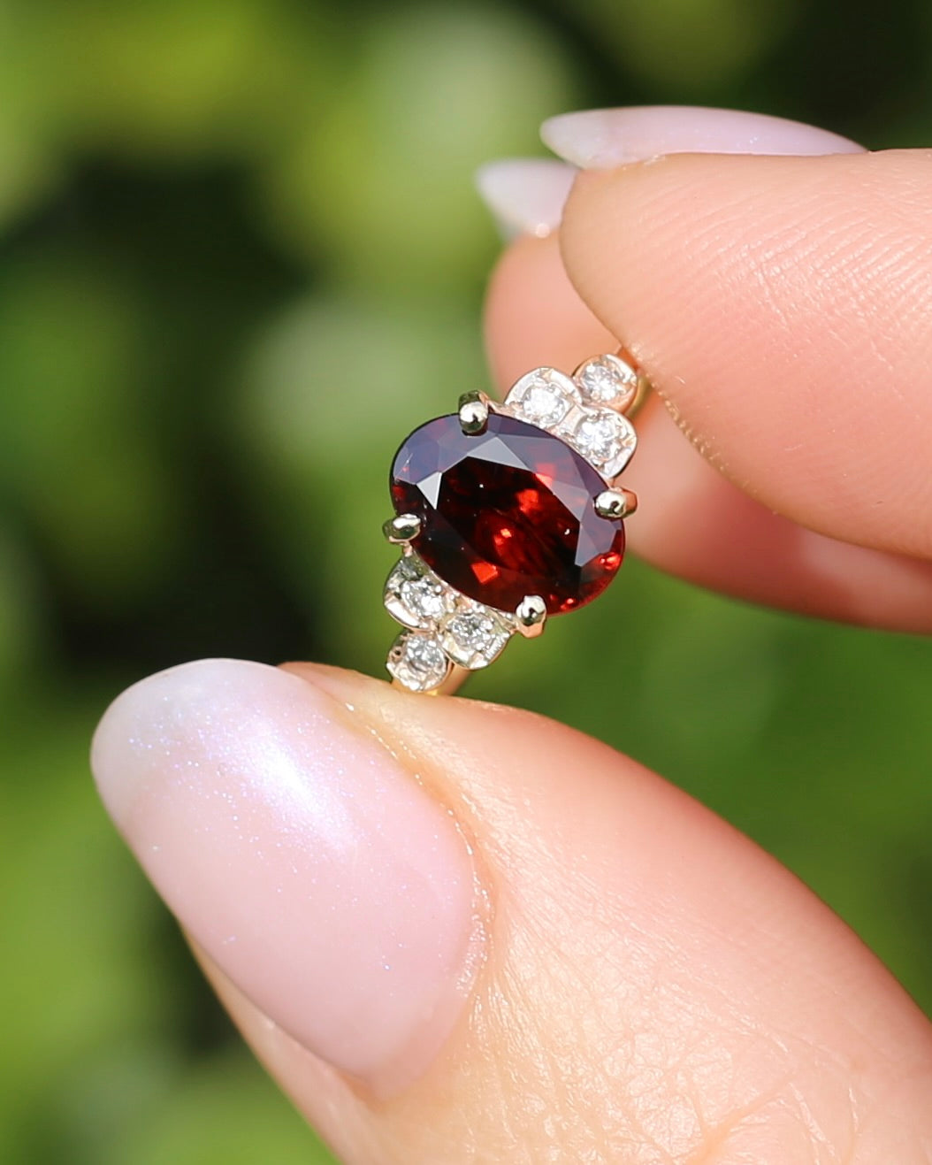 2.45ct Deep Red Whisky Zircon and Diamond RIng, 9ct Yellow Gold, size L or 5.75, 2.33g