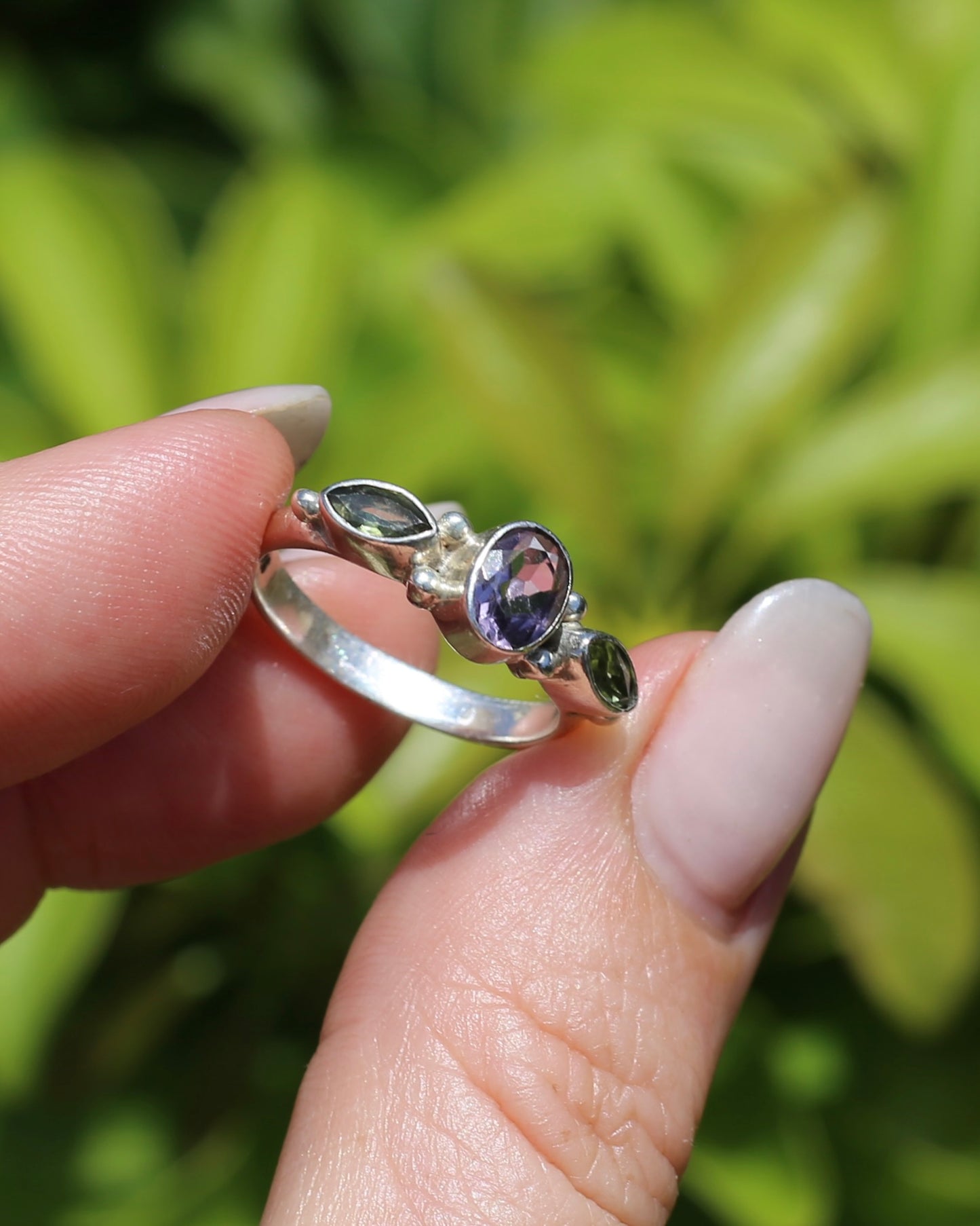 Amethyst & Peridot Bezel Set Trilogy Ring, Sterling Silver, size N or 6.75, 2.7g