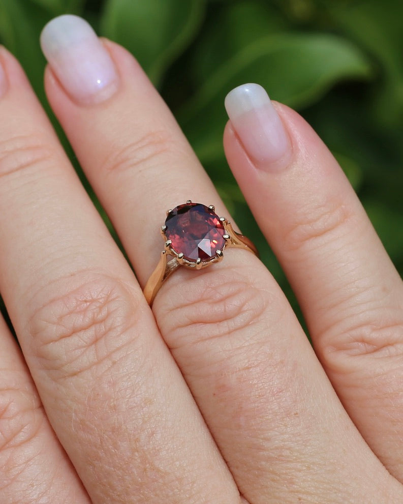 4ct Natural Red Zircon in Vintage Birmingham Made 1973 Multi Claw Ring, 9ct Yellow Gold, size M1/2 or 6.5, 2.61g
