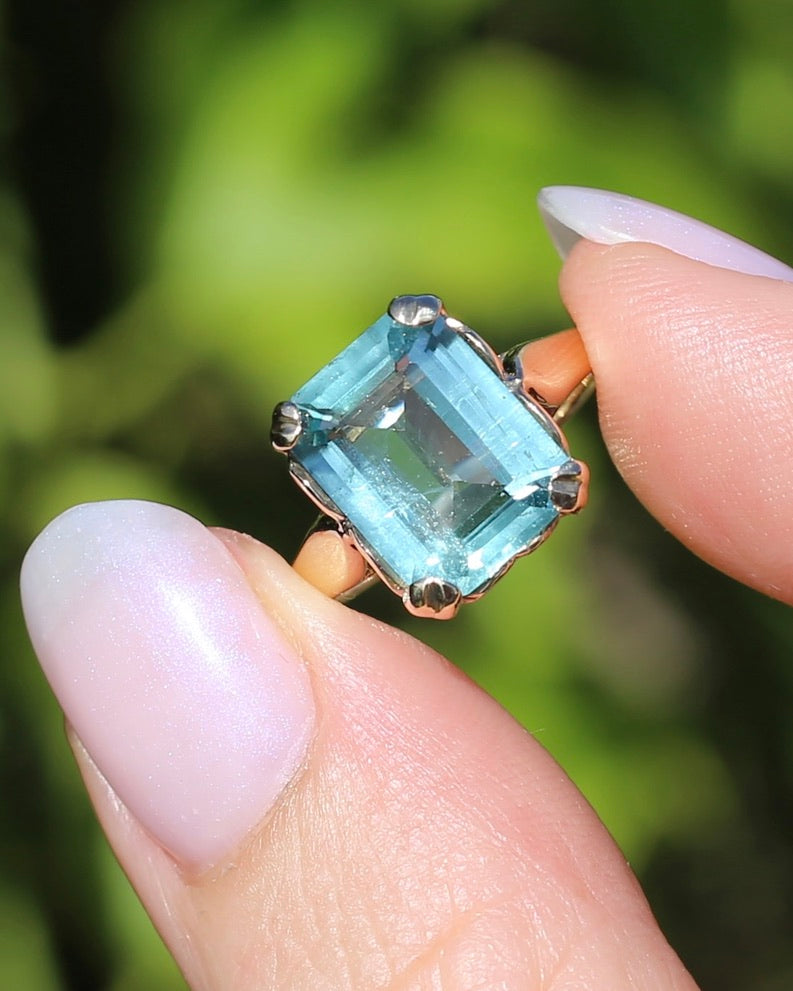 Second Glance - Natural 4.3ct Emerald Cut Aquamarine in Vintage 1963 London Made Ring, 9ct Yellow Gold, size K1/2 or 5.5, 3.04g