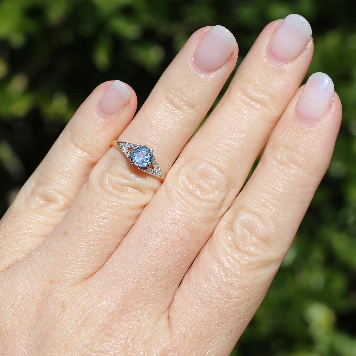 Pristine Early Australian 1930s Dunklings Blue Zircon & Diamond RIng, size L or just over 5.5