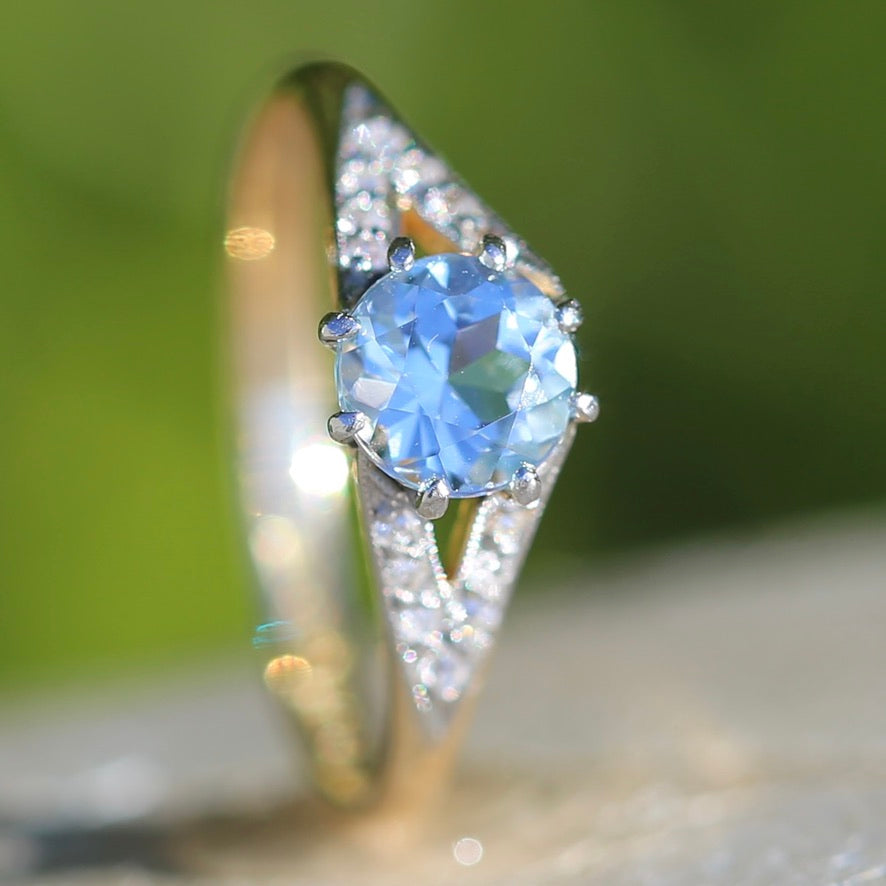 Pristine Early Australian 1930s Dunklings Blue Zircon & Diamond RIng, size L or just over 5.5