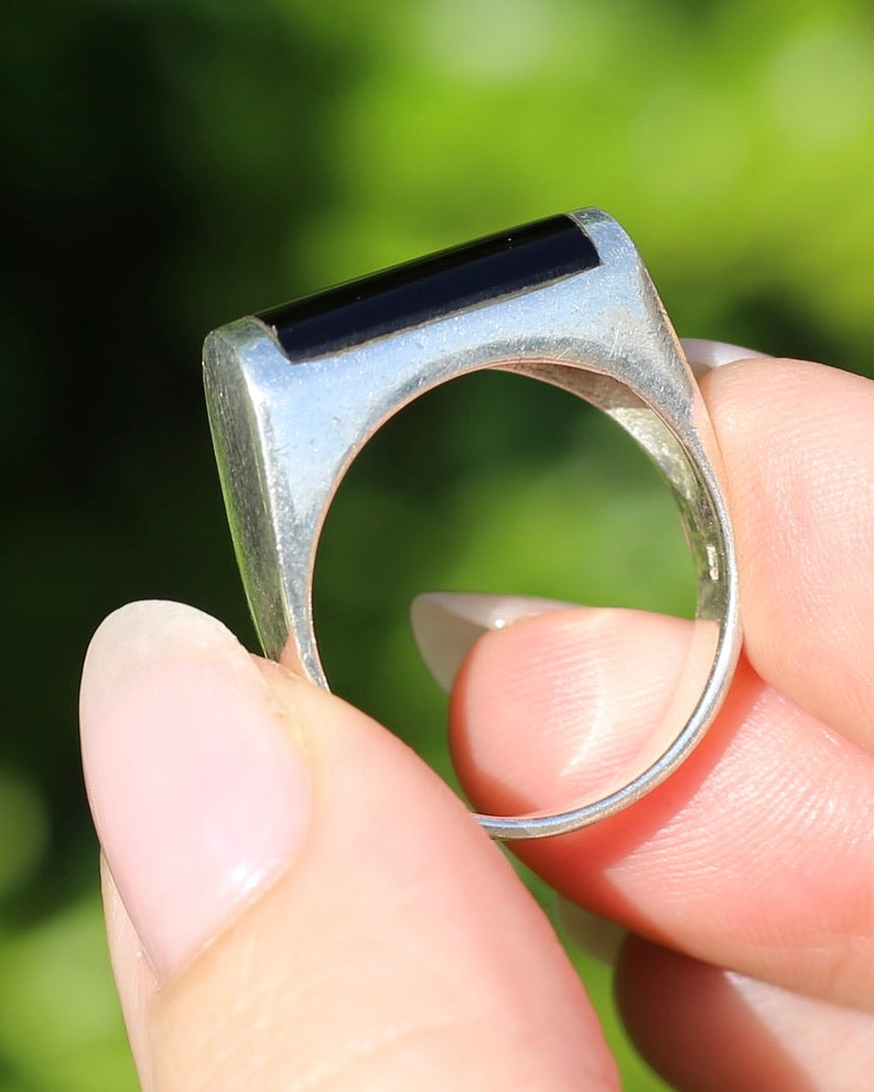 Curved Onyx and Silver Ring, Sterling Silver, Size V1/2 or 10.75, 8.4g
