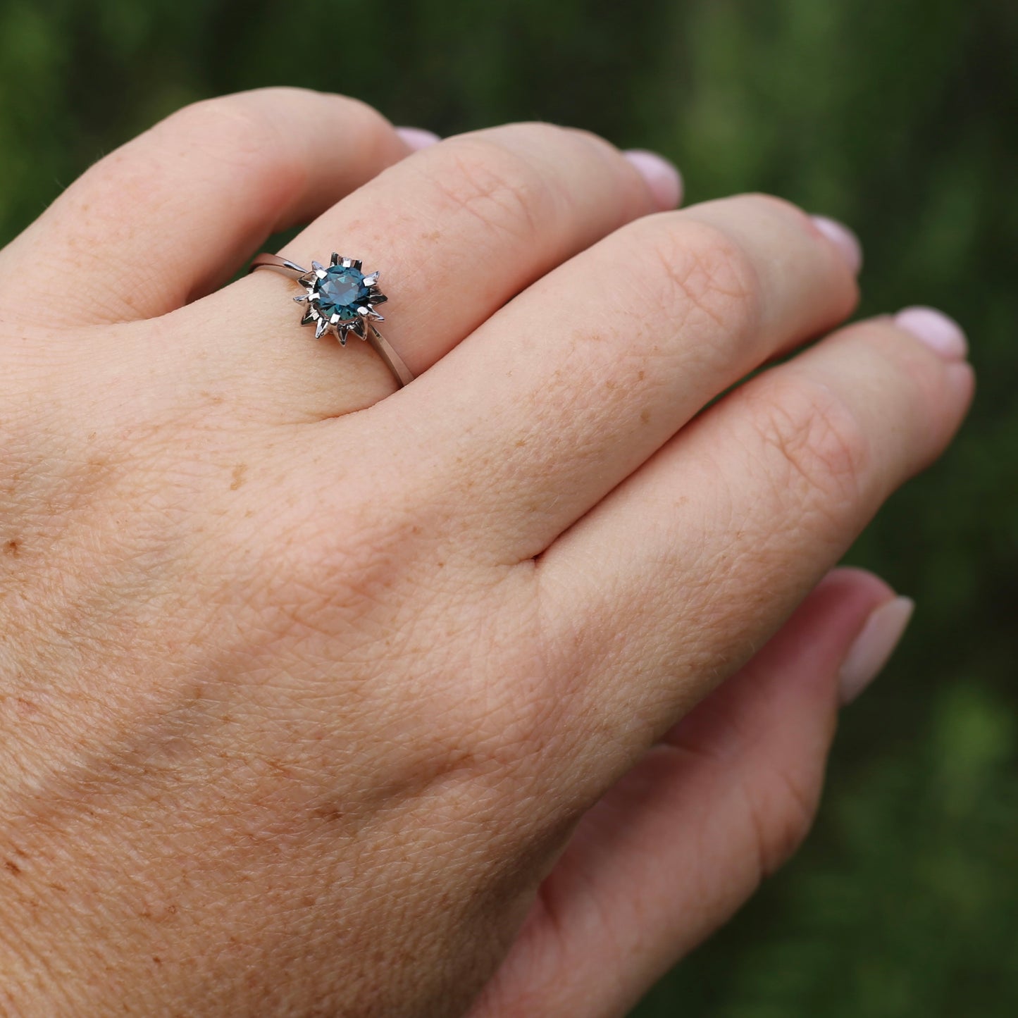 Teal and Bluey Purple Parti Sapphire Solitaire, 18ct White Gold, size R or 8.5