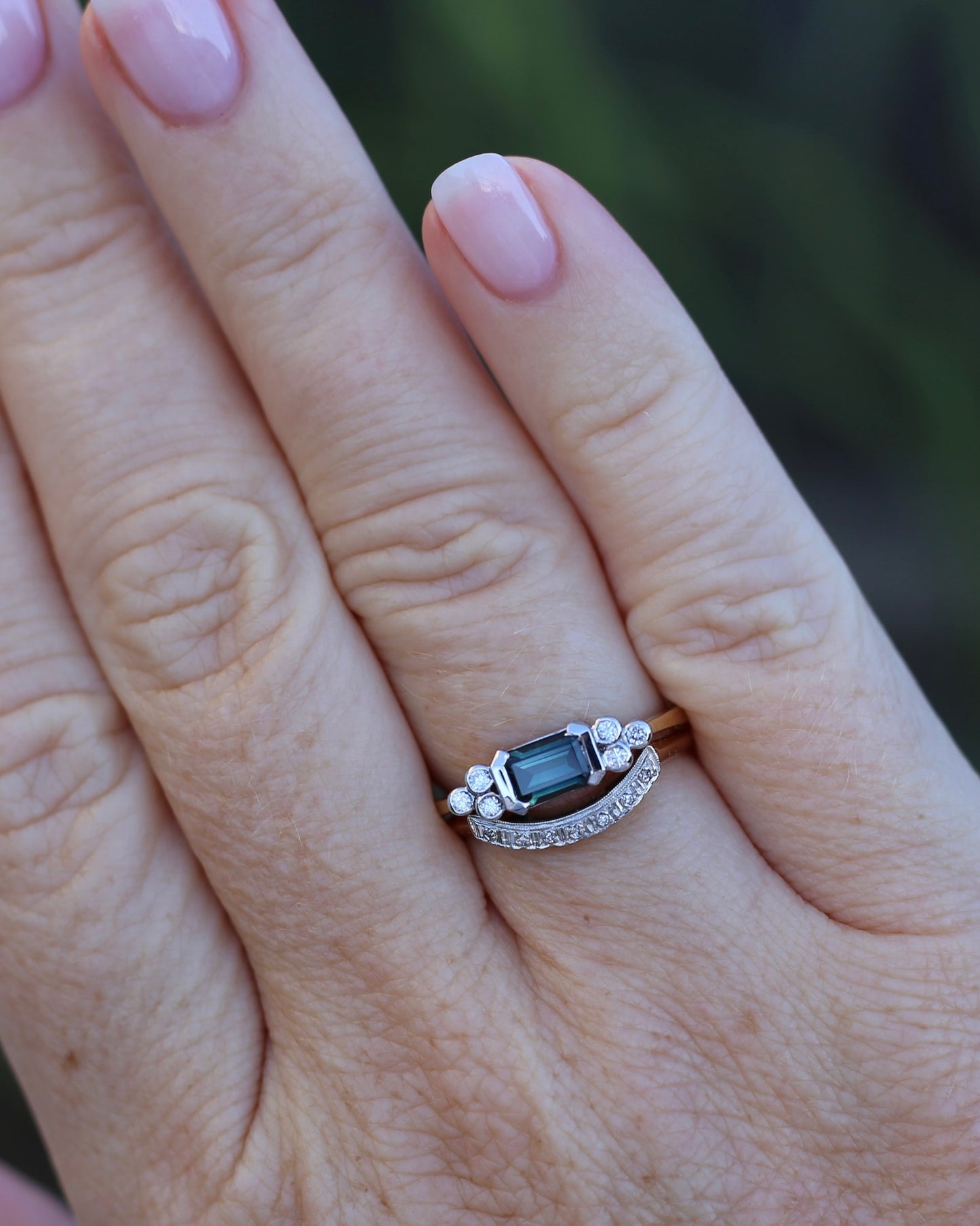 Vintique 7 Stone Single Cut Diamond & Milgrain Curved Stacker Ring, 14ct Yellow and White Gold, size P or just over 7.5, 1.49g