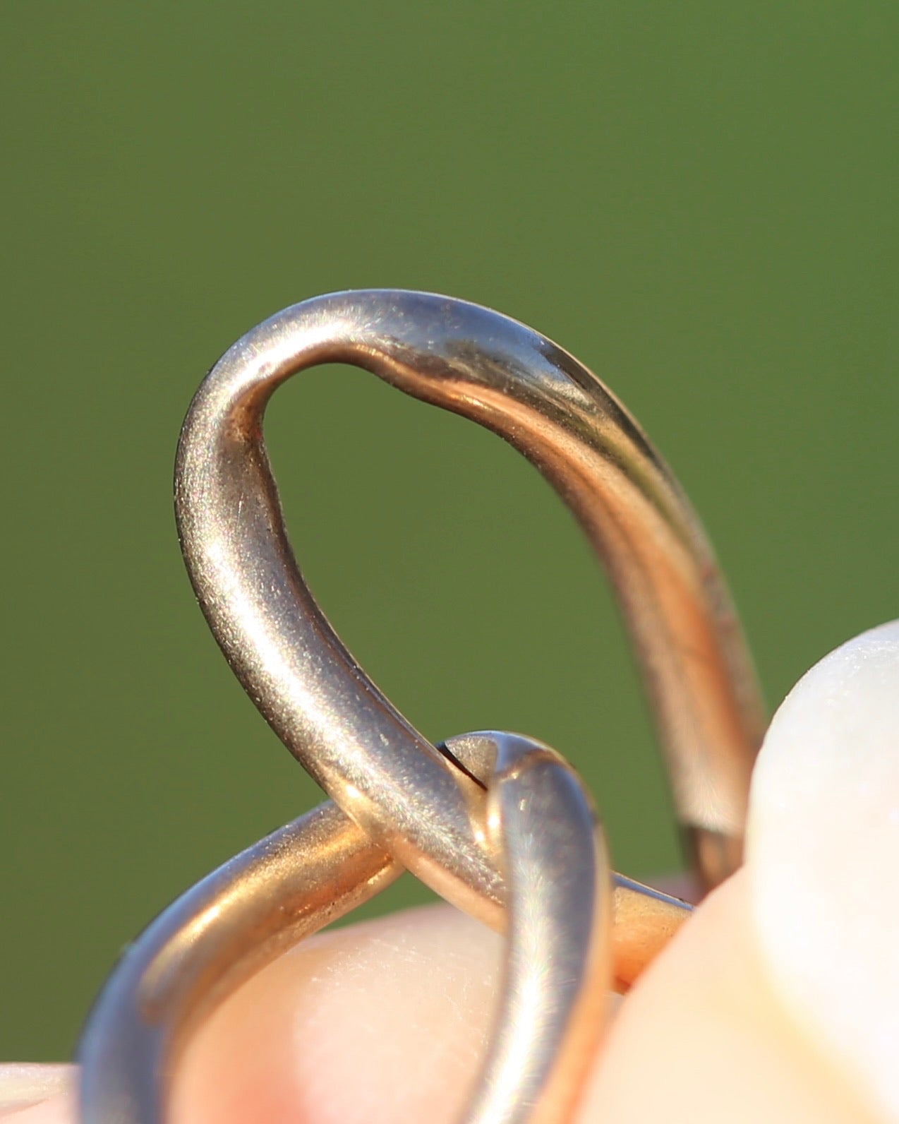 Old Rosey Gold Wide Oval Hallmark Linked Chain with Single Albert Clasp, 20.25g, 16 Inches or 41cm