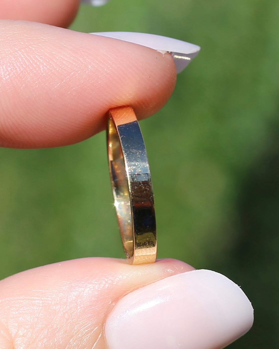 18ct Flat 2.75mm Wedder, 18ct Yellow Gold, size 6.5 or just over M1/2, 2.98g