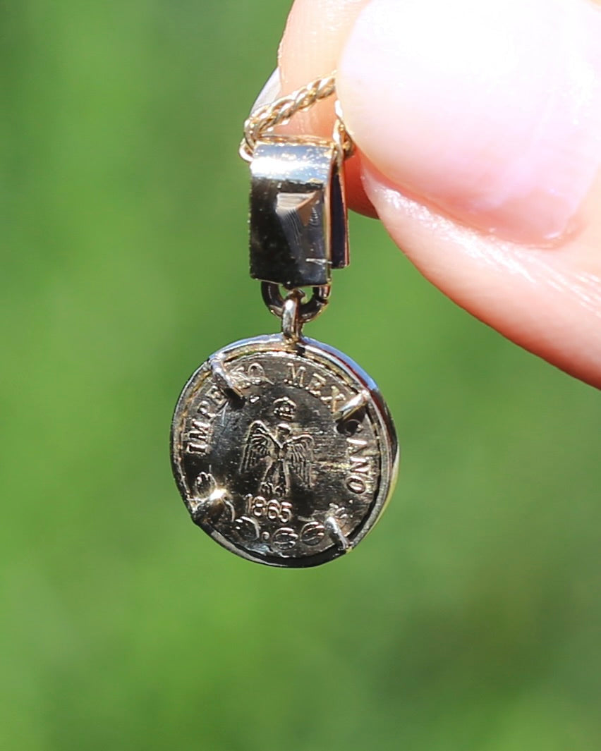 1865 Mexican Coin Replica in Coin Frame Pendant, 9ct Yellow Gold and silver support bars, 1.69g