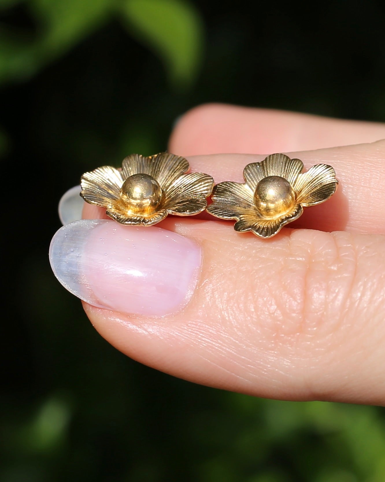Vintage 1950s Large Floral Earring Studs, 9ct Gold (14K butterflies), Birmingham Made, 3.27g
